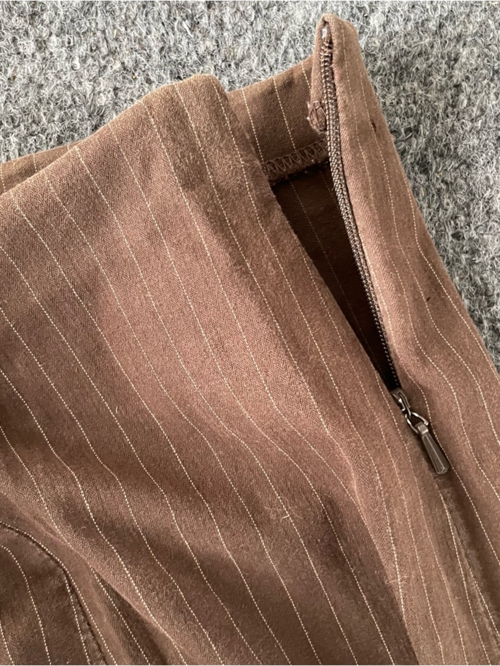Eddie Bauer Brown Pinstripe Dress Pants Womens Size 12 Career Stretch - Picture 4 of 8